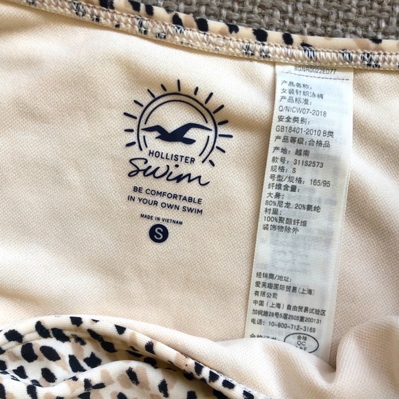 🚨 HOLLISTER - High Rise Bikini Bottom - Picture 4 of 4